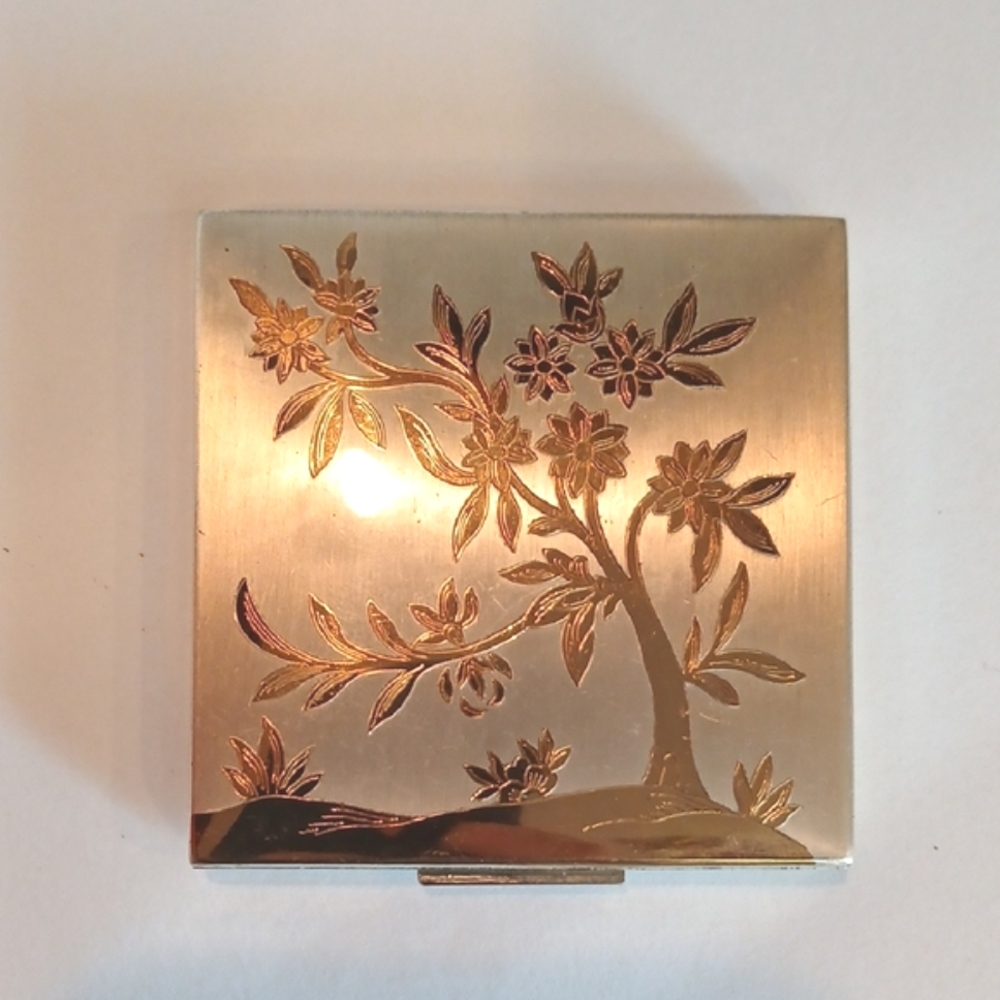 🌸 Vintage Art Deco Elgin America Powder Compact Gold Silver Lotus Tree 40s